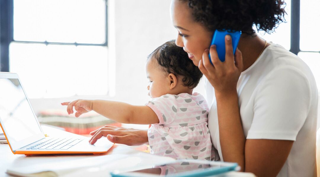 Want a flexible job that you can work around your kids’ schedule? Work from home jobs are becoming easier to find and offer an excellent work-life balance for a life with kids. From working remotely for a large company to starting your own small biz, here are 33 at-home jobs for moms in 2020.
